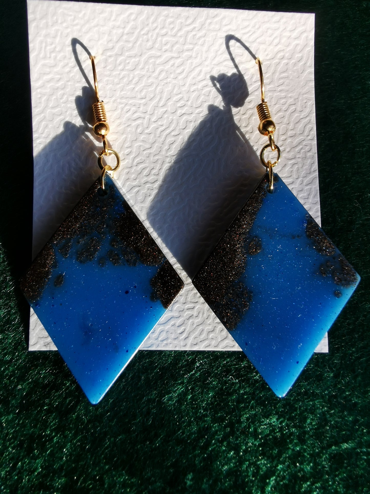 Blue rhombus